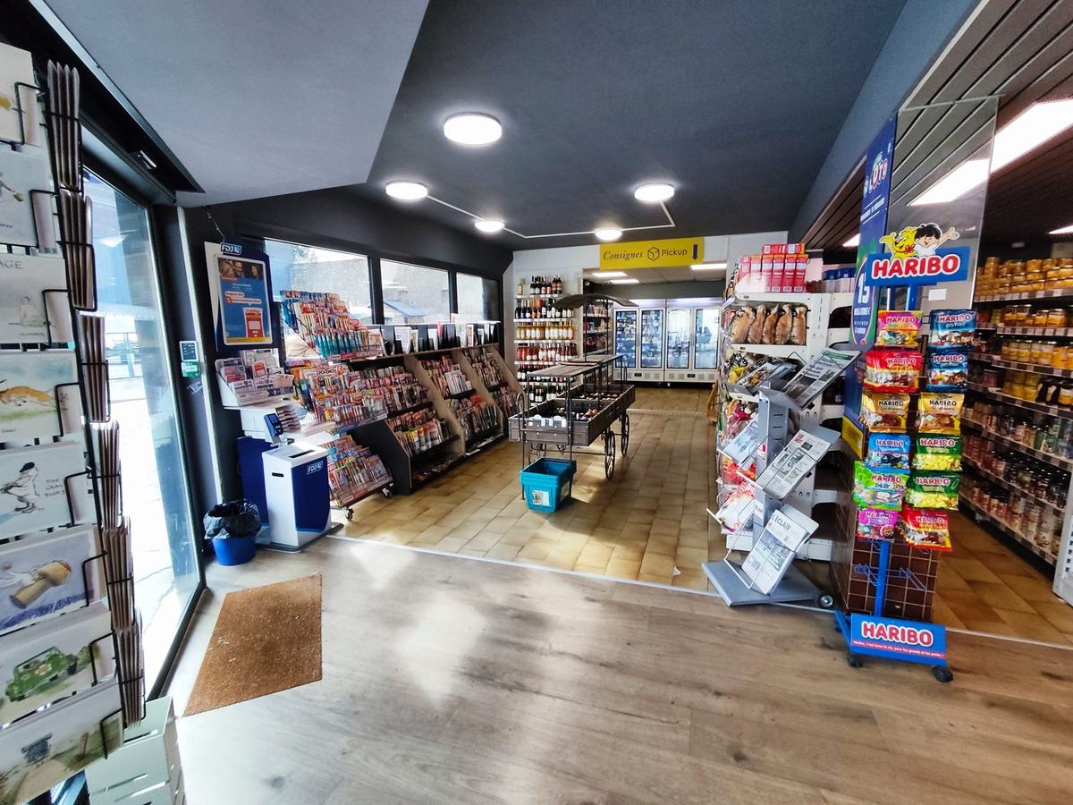 Produits en rayon au Monaix